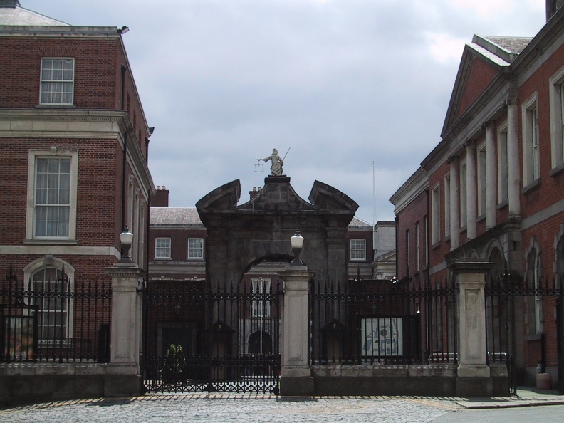 Entrance Dublin Castle.JPG